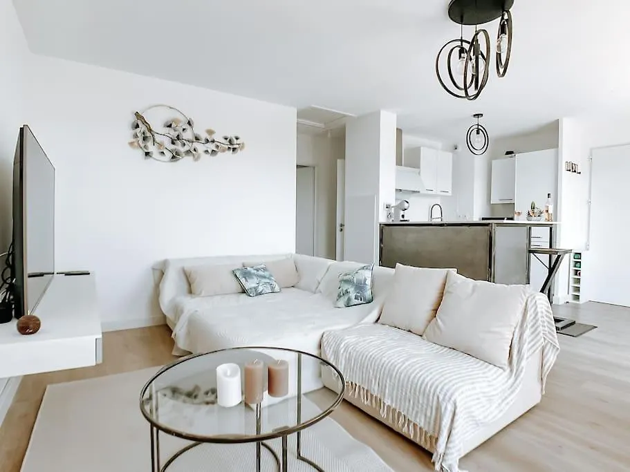 Appartement Type Industriel Dans Cadre Provencal Sanary-sur-Mer