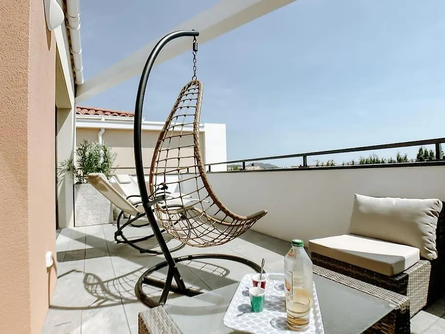 Apartment Appartement Type Industriel Dans Cadre Provencal Sanary-sur-Mer France